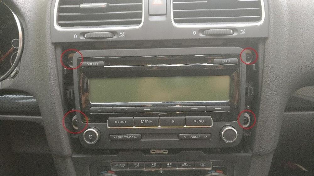 Streaming Box 1701 mit VW Golf 6 (2009) Radio RCD 310