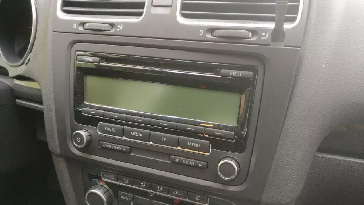 Moeras Gedateerd Industrieel VW Golf 6 - Radio RCD 310 mit Bluetooth und FSE nachrüsten